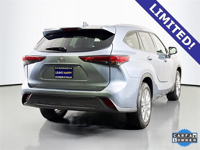 2023 Toyota Highlander Vehicle Photo in Puyallup, WA 98371