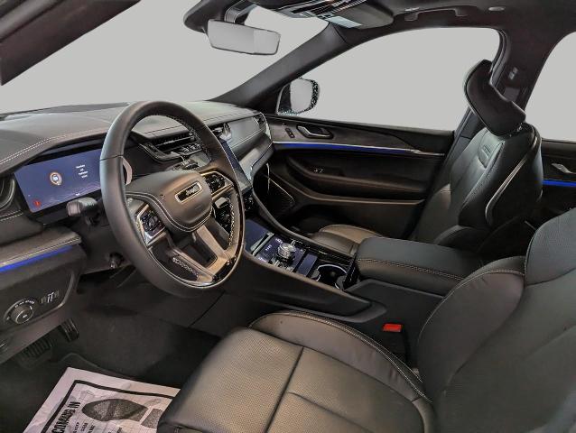 2025 Jeep Grand Cherokee L Vehicle Photo in Oshkosh, WI 54901