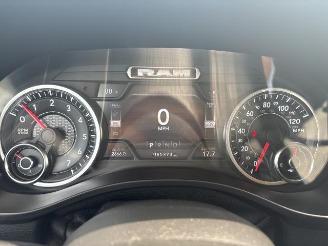 2019 Ram 1500 Vehicle Photo in Peoria, IL 61615
