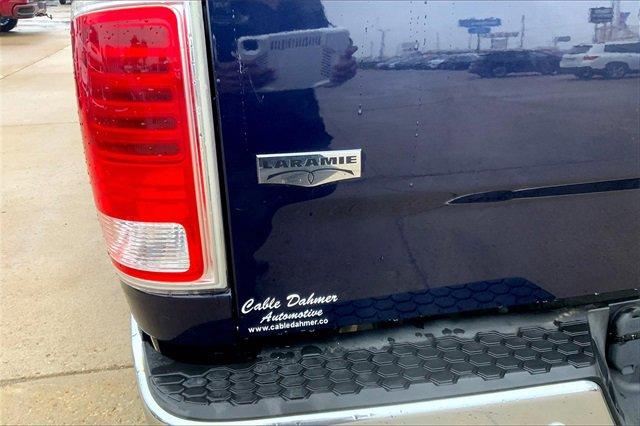 2017 Ram 1500 Vehicle Photo in TOPEKA, KS 66609-0000