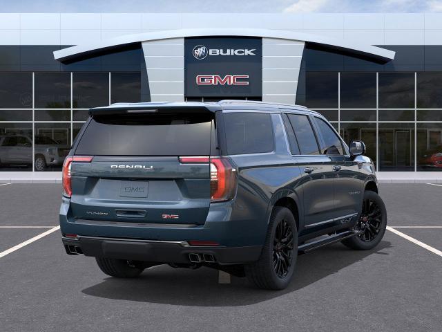 2025 GMC Yukon XL Vehicle Photo in GREEN BAY, WI 54303-3330
