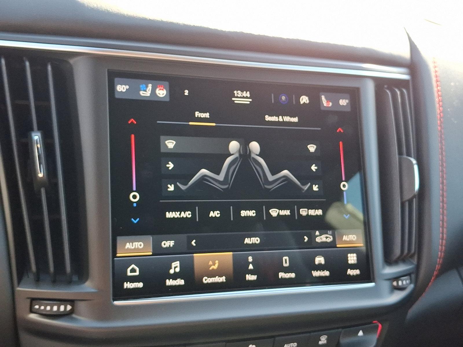 2024 Maserati Levante Vehicle Photo in Willow Grove, PA 19090