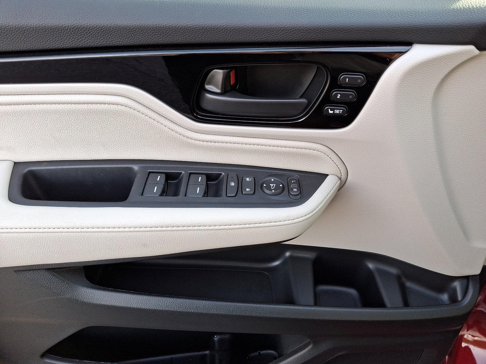 2025 Honda Odyssey Vehicle Photo in Harrisburg, PA 17111