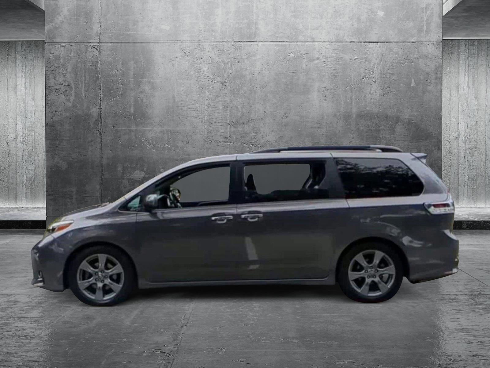 2019 Toyota Sienna Vehicle Photo in West Palm Beach, FL 33417