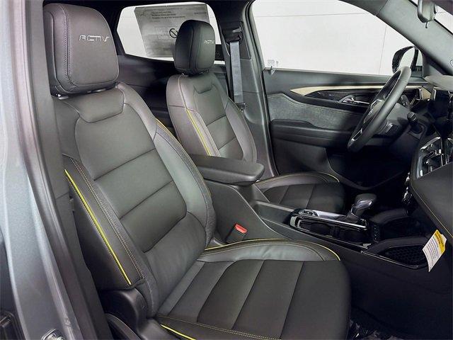 2025 Chevrolet Trailblazer Vehicle Photo in PUYALLUP, WA 98371-4149