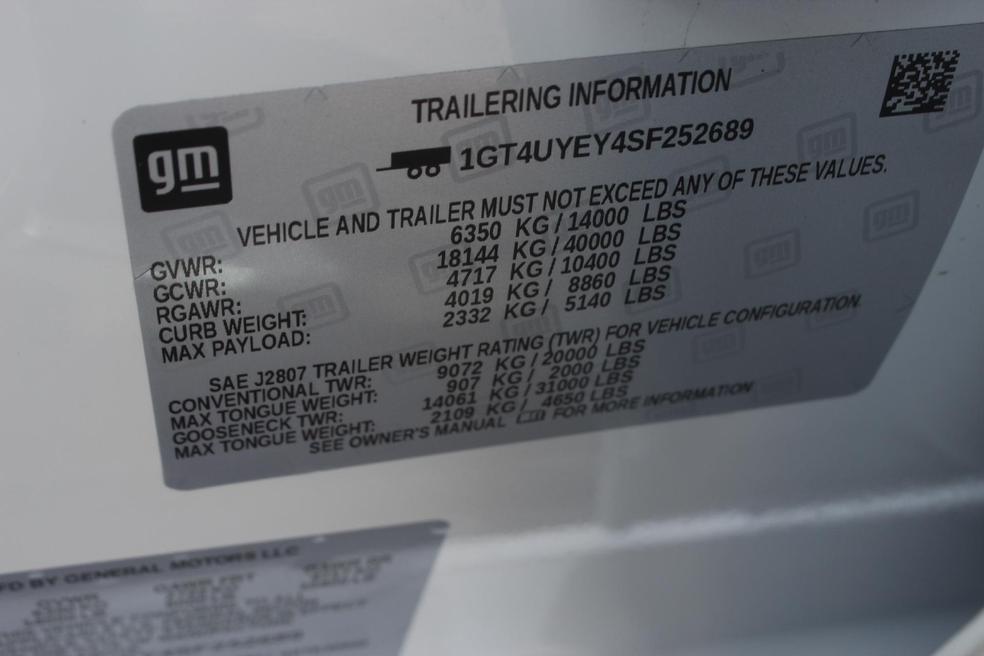 2025 GMC Sierra 3500 HD Vehicle Photo in AURORA, CO 80012-4011