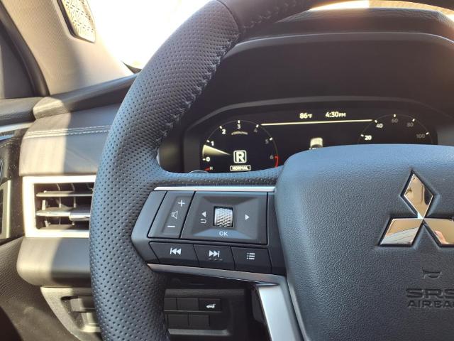 2025 Mitsubishi Outlander Vehicle Photo in Tampa, FL 33612