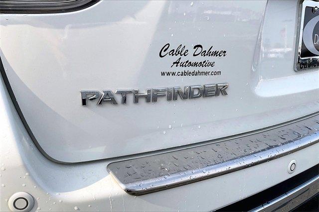 2015 Nissan Pathfinder Vehicle Photo in INDEPENDENCE, MO 64055-1314