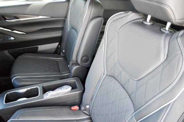2025 INFINITI QX60 Vehicle Photo in Houston, TX 77090