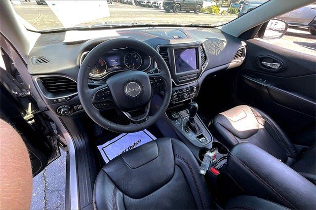 2021 Jeep Cherokee Vehicle Photo in TOPEKA, KS 66609-0000