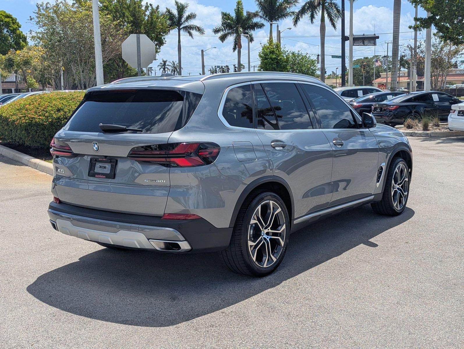 2024 BMW X5 sDrive40i Vehicle Photo in Delray Beach, FL 33444