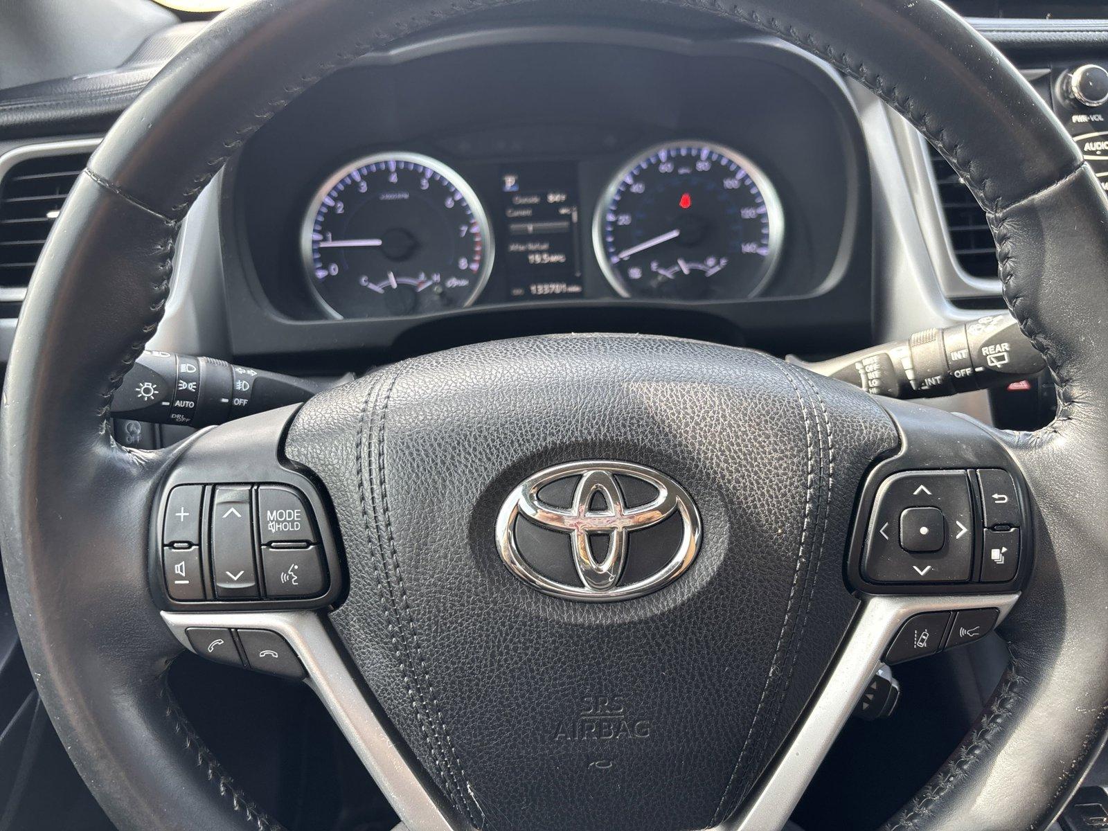 2017 Toyota Highlander Vehicle Photo in Corpus Christi, TX 78415