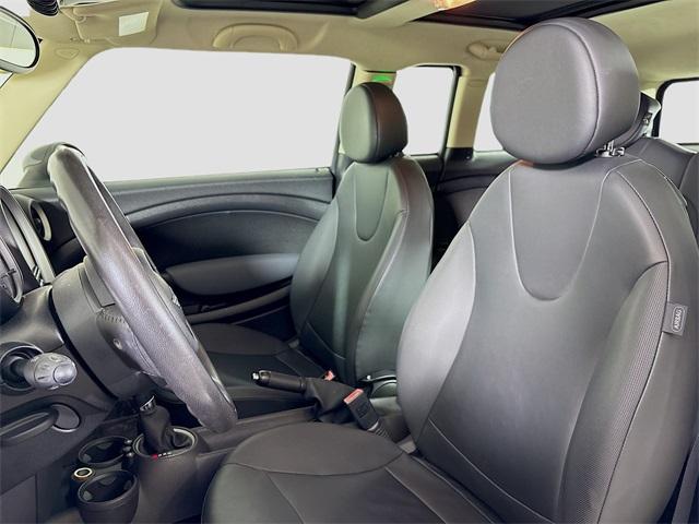 2011 MINI Cooper Clubman Vehicle Photo in Puyallup, WA 98371