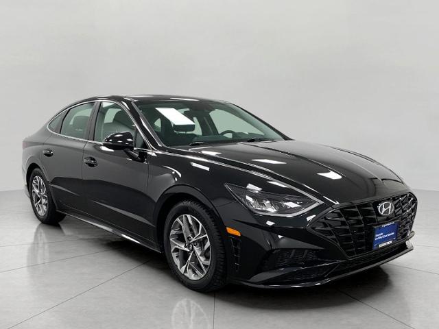2022 Hyundai SONATA Vehicle Photo in Appleton, WI 54913