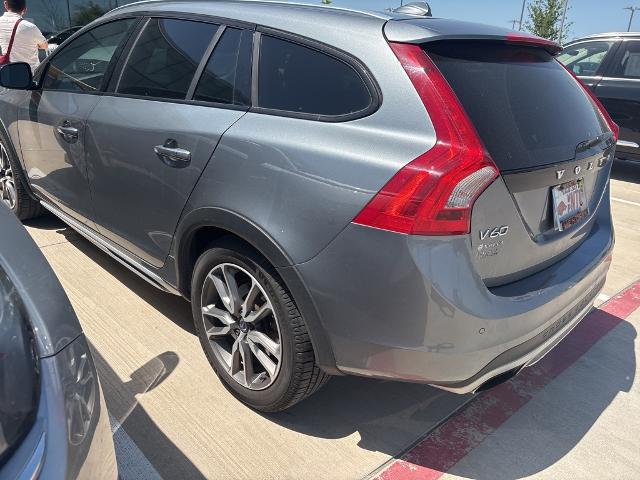 2016 Volvo V60 Cross Country Vehicle Photo in Grapevine, TX 76051