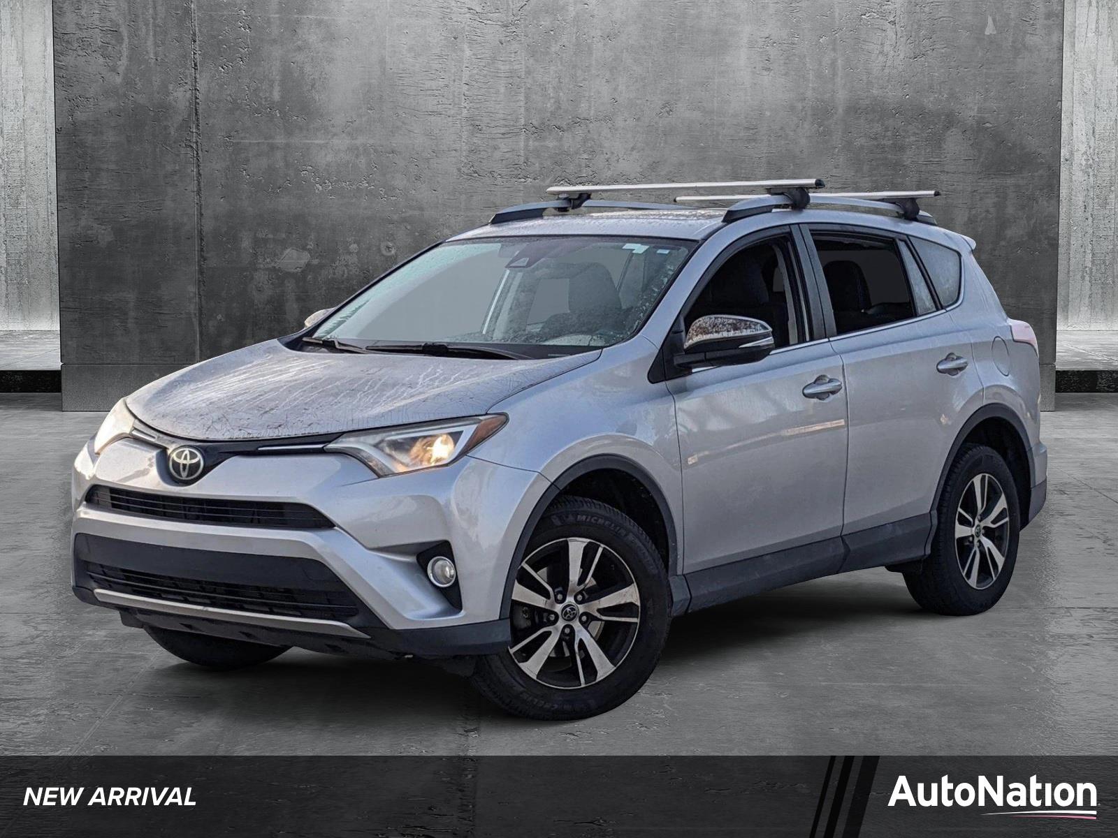 2018 Toyota RAV4 Vehicle Photo in Davie, FL 33331