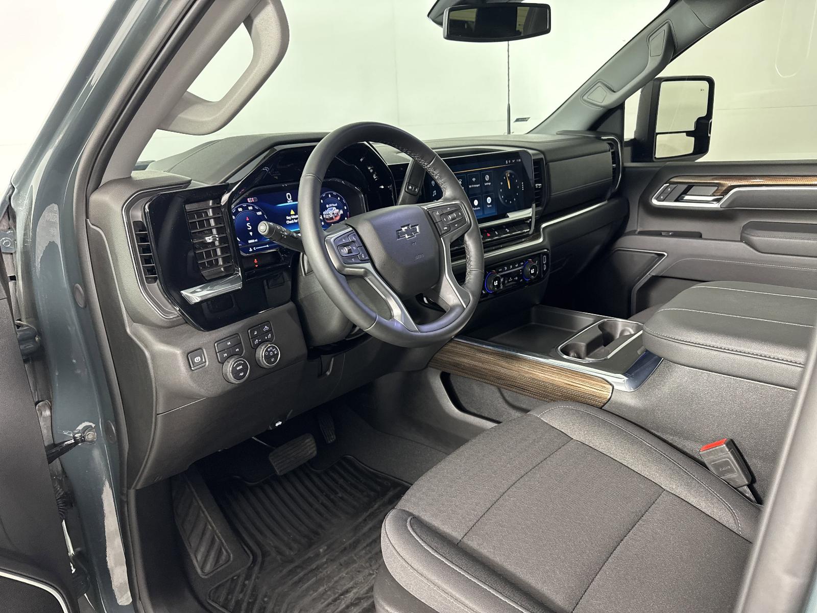 2025 Chevrolet Silverado 2500 HD Vehicle Photo in GEORGETOWN, TX 78626-7508