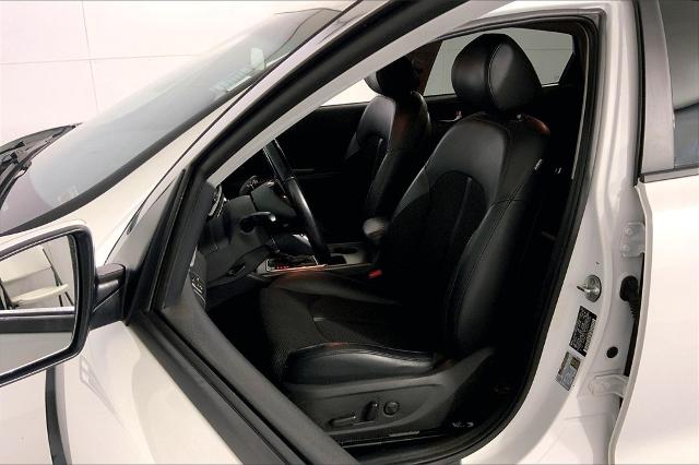 2019 Kia Optima Vehicle Photo in Lees Summit, MO 64086