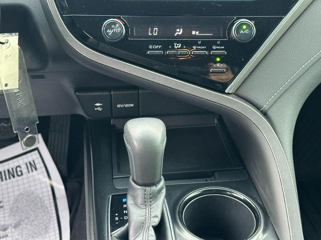 2018 Toyota Camry Vehicle Photo in COLUMBIA, MO 65203-3903