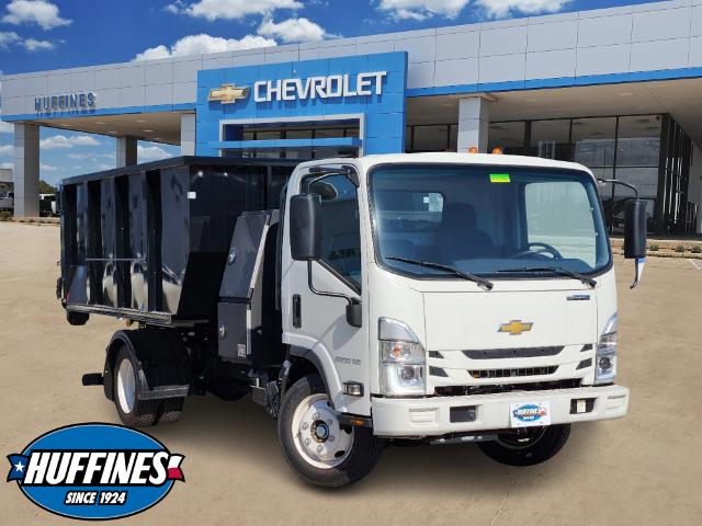 2024 Chevrolet 5500 XG LCF Gas Vehicle Photo in LEWISVILLE, TX 75067