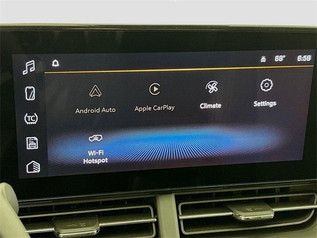 2025 Chevrolet Trax Vehicle Photo in PUYALLUP, WA 98371-4149