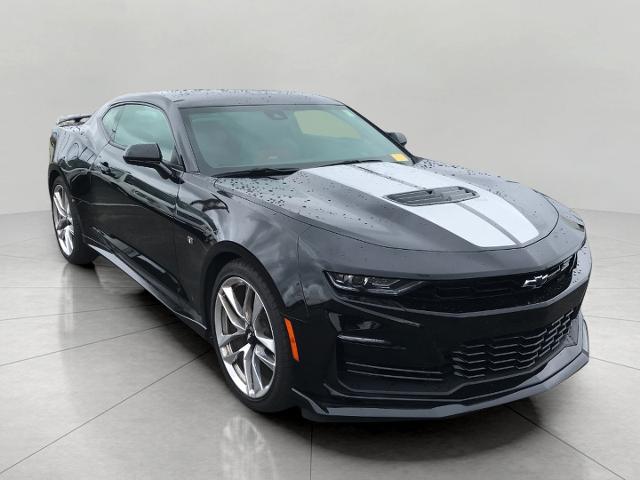2022 Chevrolet Camaro Vehicle Photo in GREEN BAY, WI 54303-3330