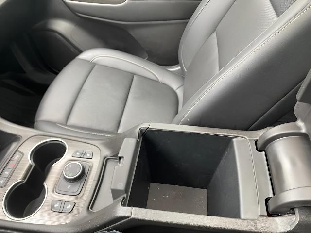 2022 GMC Acadia Vehicle Photo in APPLETON, WI 54914-8833