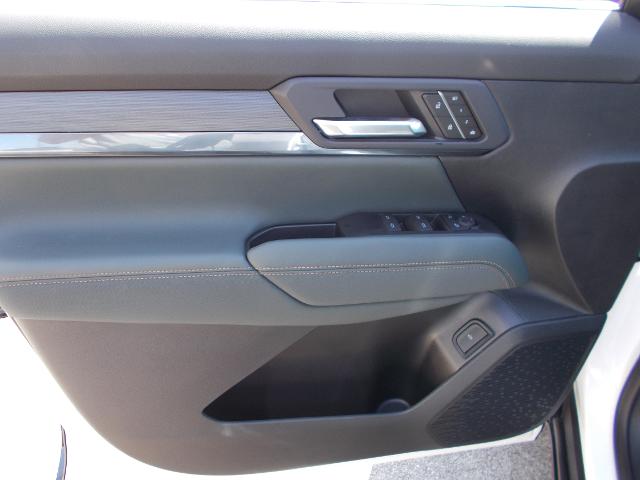 2026 GMC Terrain Vehicle Photo in LOWELL, MA 01852-4336