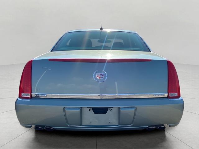 2006 Cadillac Deville Vehicle Photo in APPLETON, WI 54914-8833