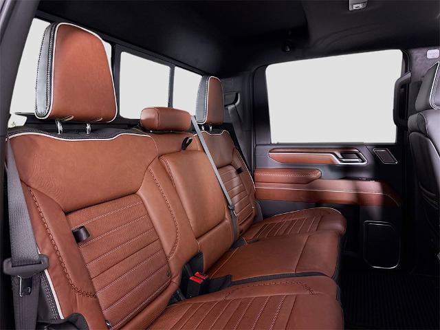 2025 GMC Sierra 2500 HD Vehicle Photo in PUYALLUP, WA 98371-4149