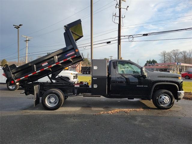 2024 Chevrolet Silverado 3500 HD Chassis Cab Vehicle Photo in MILFORD, DE 19963-6122