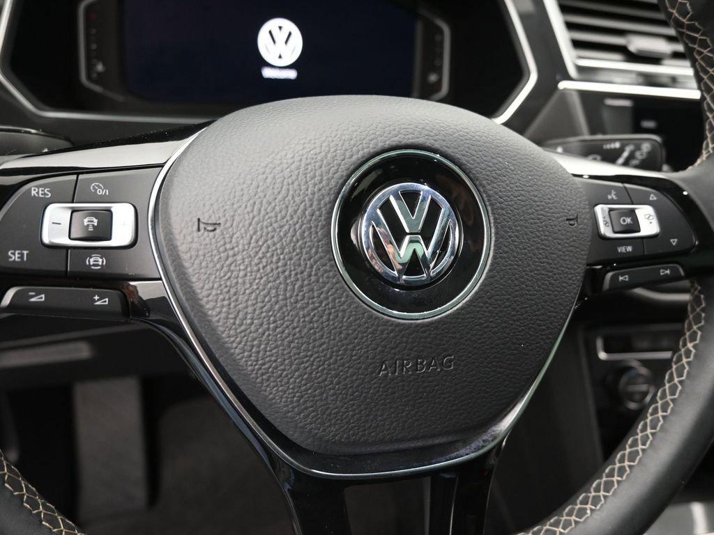 2021 Volkswagen Tiguan Vehicle Photo in Marion, IA 52302