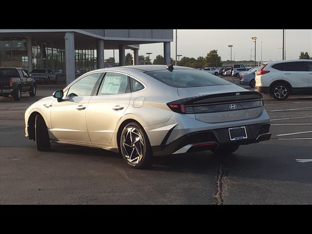 2024 Hyundai SONATA Vehicle Photo in Shiloh, IL 62269