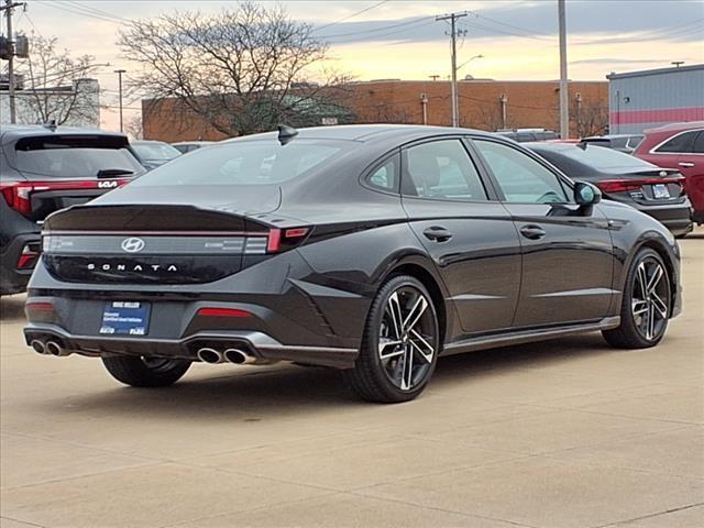 2024 Hyundai SONATA Vehicle Photo in Peoria, IL 61615