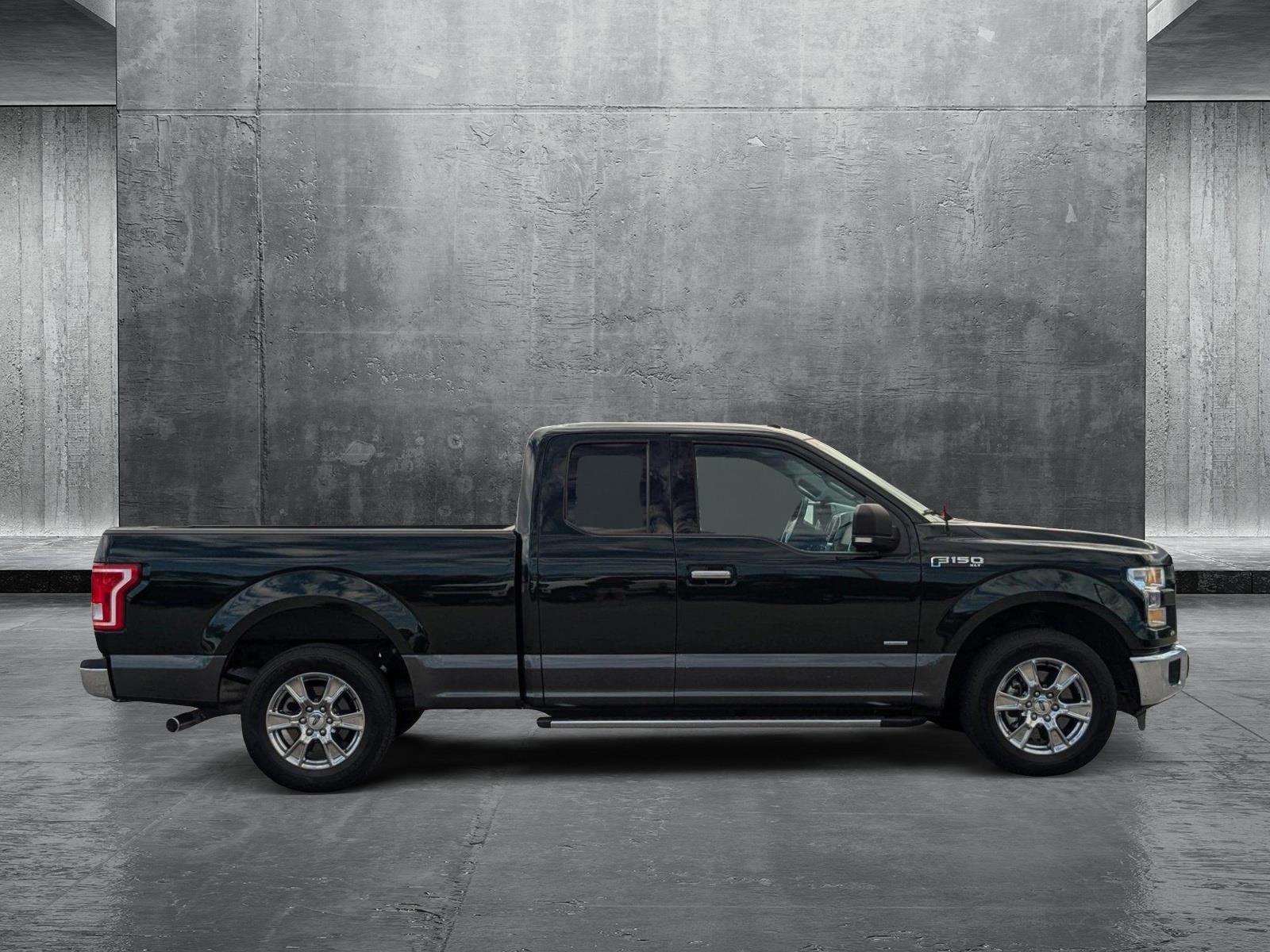 2016 Ford F-150 Vehicle Photo in St. Petersburg, FL 33713