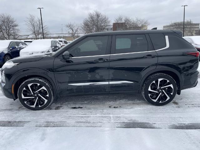 2022 Mitsubishi Outlander Vehicle Photo in BEACHWOOD, OH 44122-4298