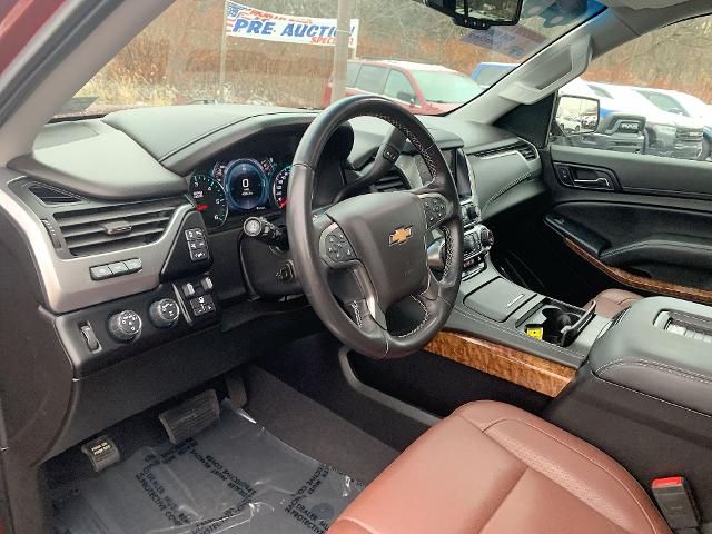 2019 Chevrolet Tahoe Vehicle Photo in MOON TOWNSHIP, PA 15108-2571