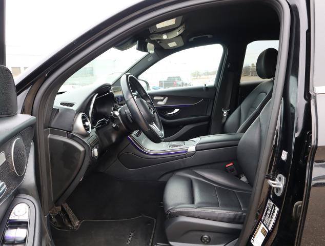 2022 Mercedes-Benz GLC Vehicle Photo in DETROIT, MI 48207-4102