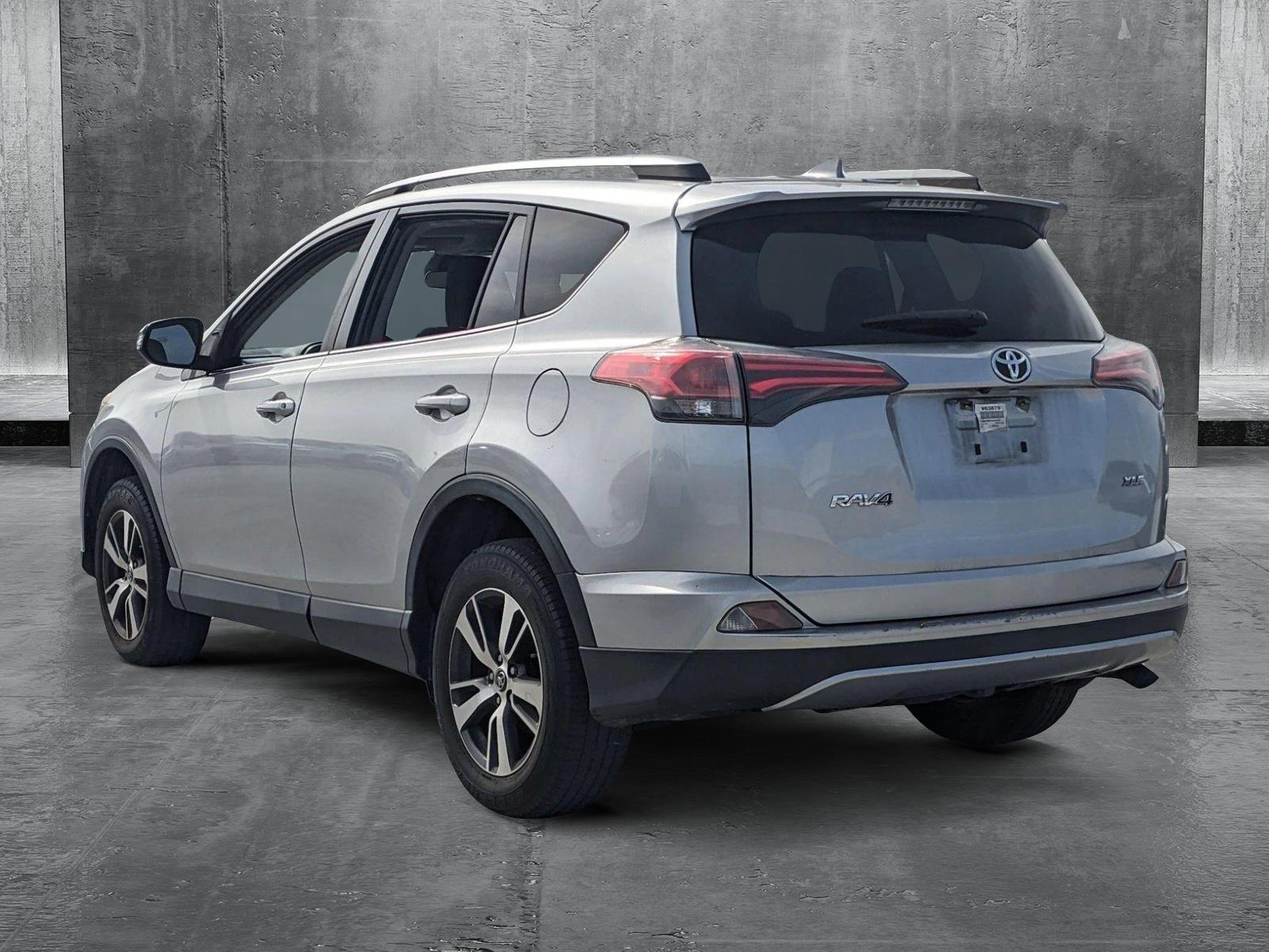 2018 Toyota RAV4 Vehicle Photo in MIAMI, FL 33172-3015