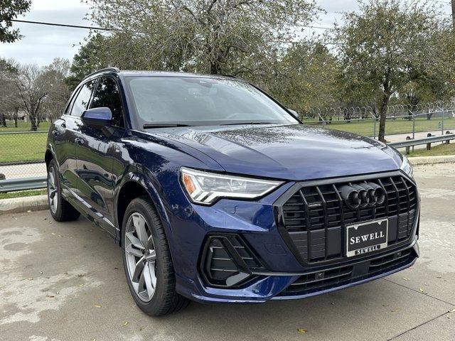 2025 Audi Q3 Vehicle Photo in HOUSTON, TX 77090