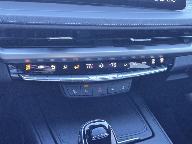 2025 Cadillac XT4 Vehicle Photo in Oklahoma City, OK 73114
