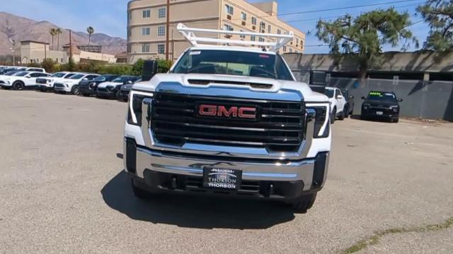2025 GMC Sierra 2500 HD Vehicle Photo in PASADENA, CA 91107-3803