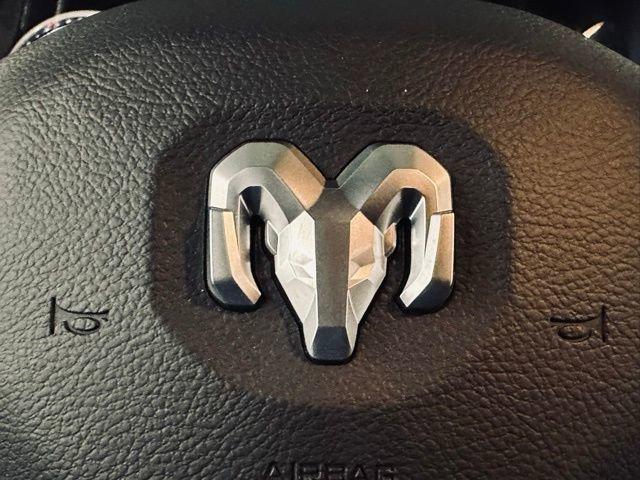 2023 Ram 1500 Vehicle Photo in MEDINA, OH 44256-9631
