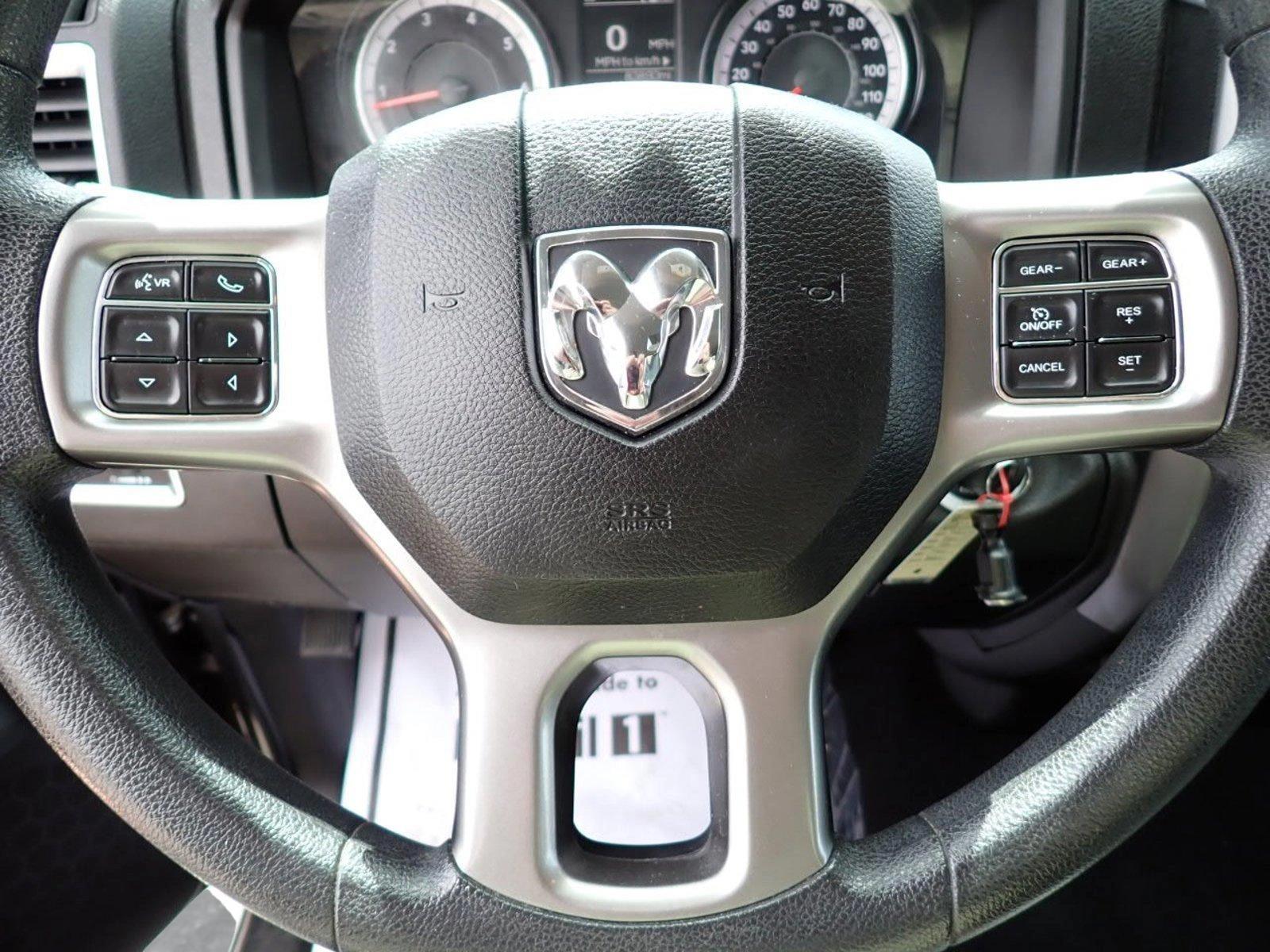 2021 Ram 1500 Classic Vehicle Photo in DENVER, CO 80221-3610