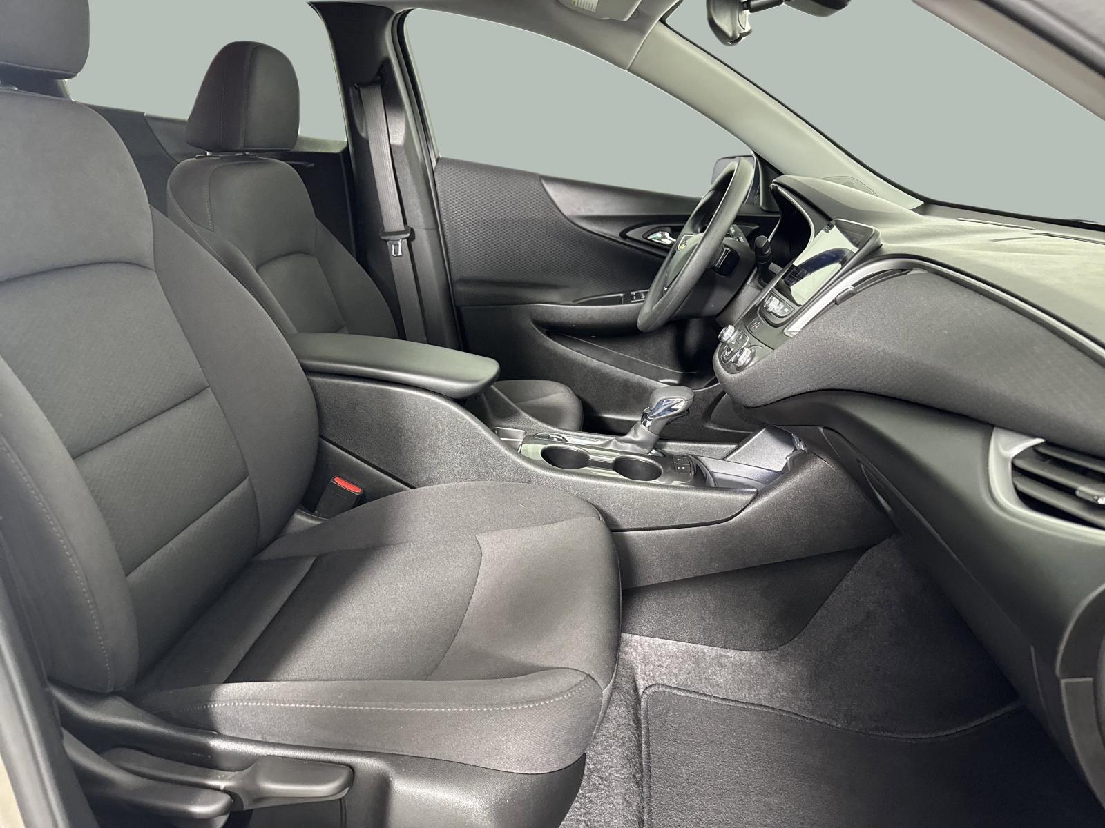 2024 Chevrolet Malibu Vehicle Photo in GEORGETOWN, TX 78626-7508