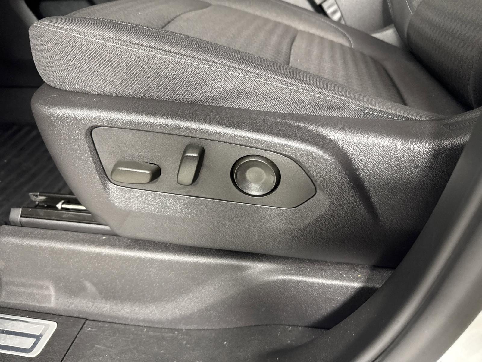 2024 Chevrolet Silverado 1500 Vehicle Photo in GEORGETOWN, TX 78626-7508