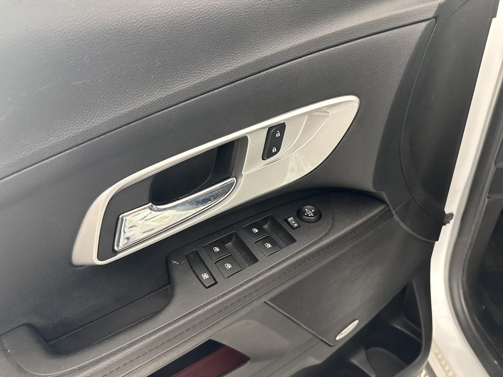 2017 Chevrolet Equinox Vehicle Photo in Georgetown, TX 78626