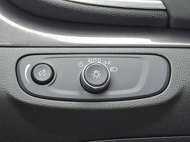2022 Buick Encore Vehicle Photo in TREVOSE, PA 19053-4984