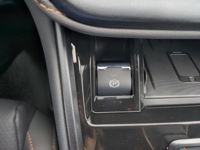2025 Subaru Outback Vehicle Photo in Green Bay, WI 54304