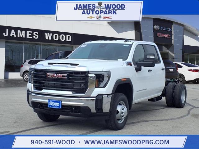 2025 GMC Sierra 3500 HD CC Vehicle Photo in Denton, TX 76205